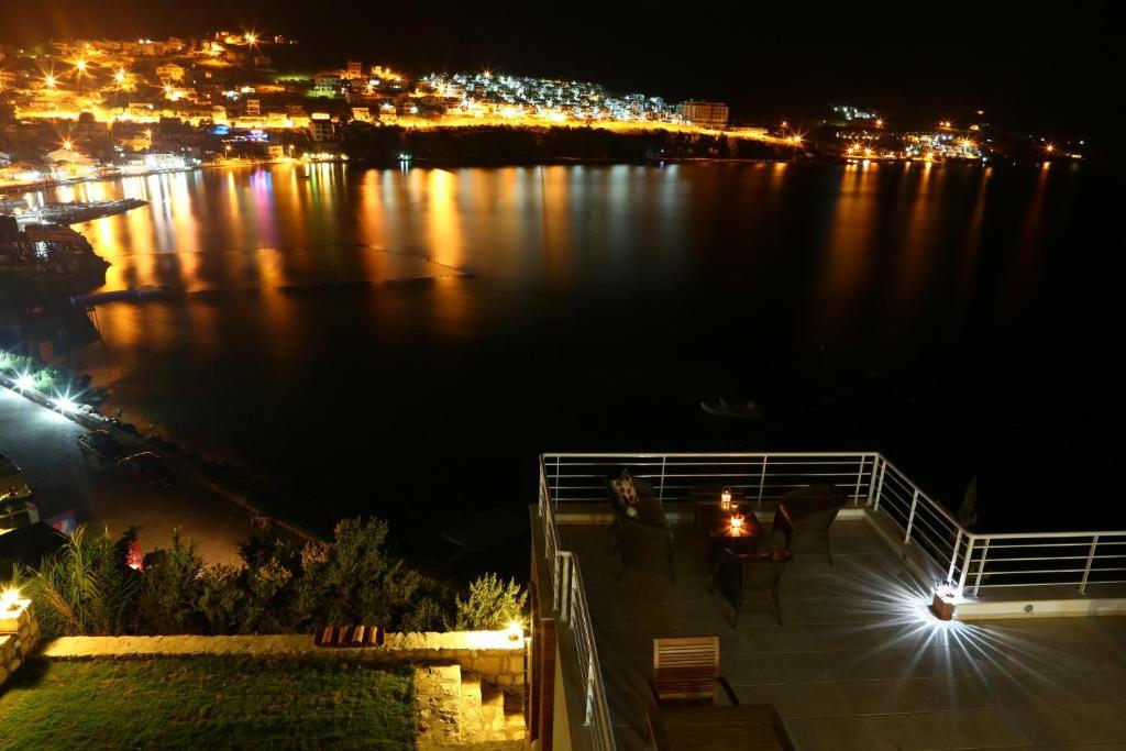 Reyhan Hotel Karaburun  Εξωτερικό φωτογραφία