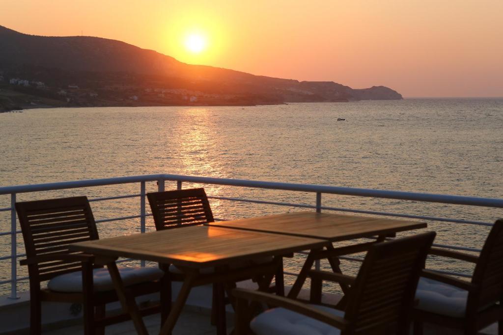 Reyhan Hotel Karaburun  Εξωτερικό φωτογραφία